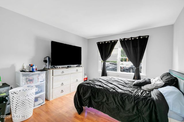 312 Thompson Avenue, North Middletown, NJ 07748
