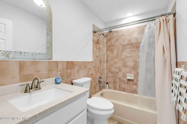 312 Thompson Avenue, North Middletown, NJ 07748