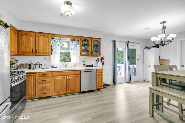 312 Thompson Avenue, North Middletown, NJ 07748