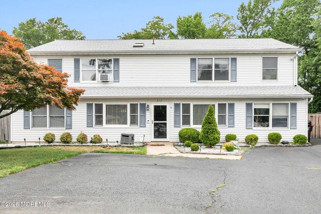 312 Thompson Avenue, North Middletown, NJ 07748