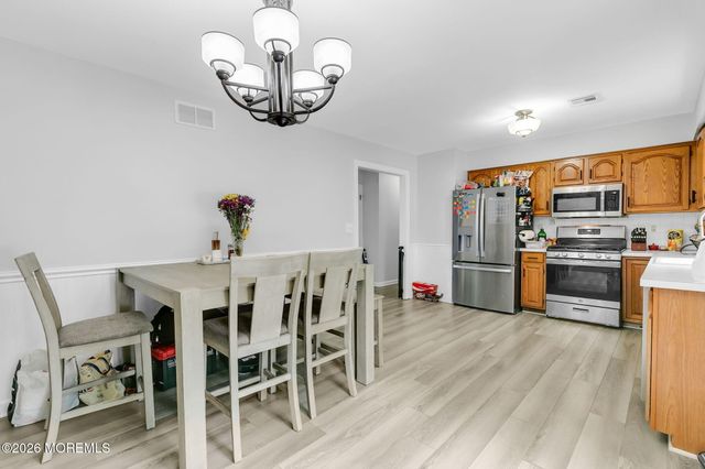 312 Thompson Avenue, North Middletown, NJ 07748