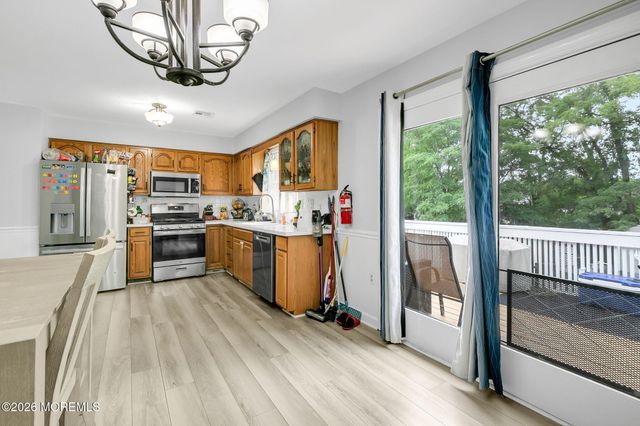 312 Thompson Avenue, North Middletown, NJ 07748