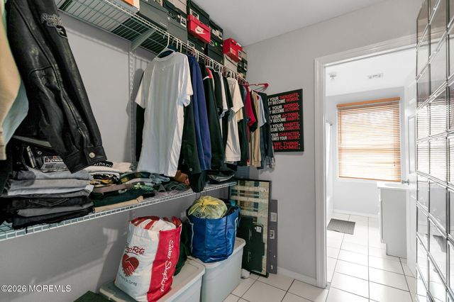 312 Thompson Avenue, North Middletown, NJ 07748