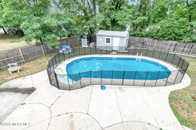 312 Thompson Avenue, North Middletown, NJ 07748