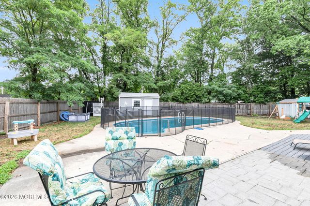 312 Thompson Avenue, North Middletown, NJ 07748