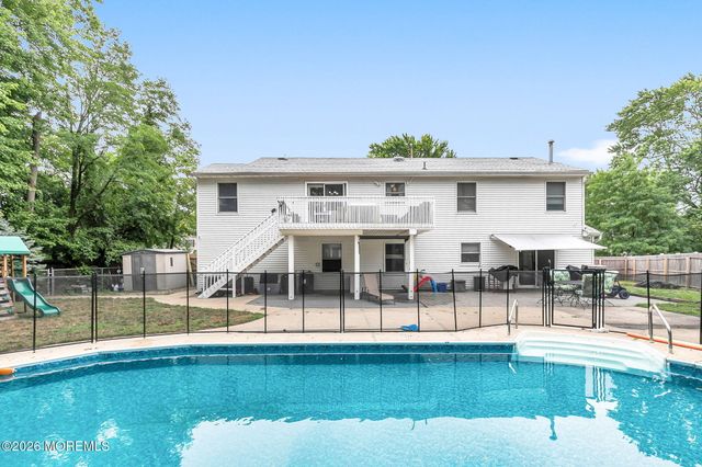 312 Thompson Avenue, North Middletown, NJ 07748