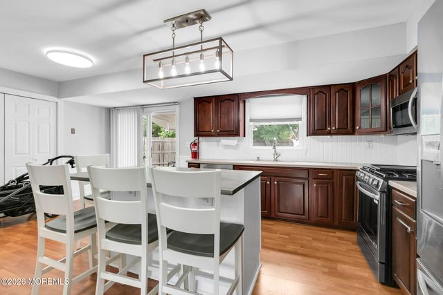 312 Thompson Avenue, North Middletown, NJ 07748