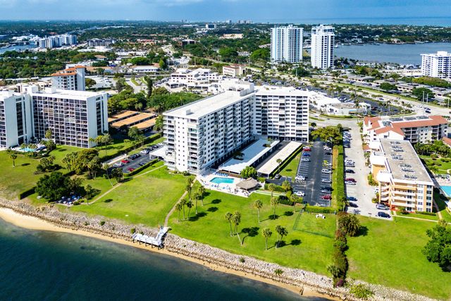 336 Golfview Road Ph 12, North Palm Beach, FL 33408