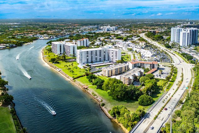 336 Golfview Road Ph 12, North Palm Beach, FL 33408