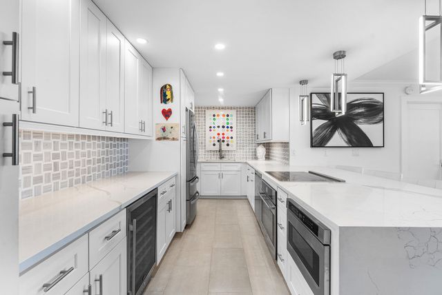 336 Golfview Road Ph 12, North Palm Beach, FL 33408