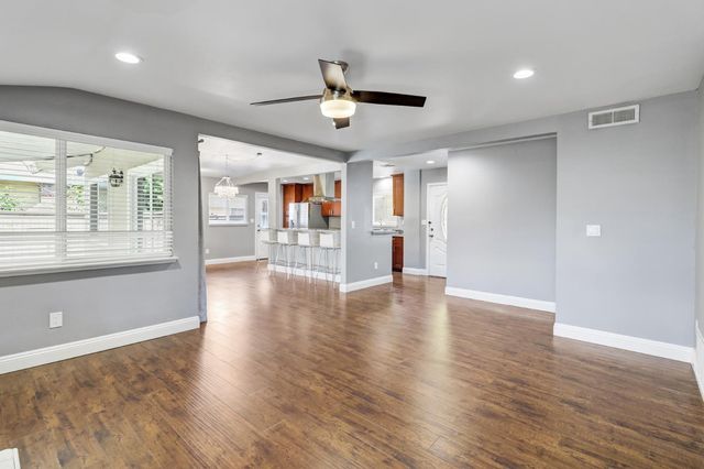 7362 Tilden Way, Sacramento, CA 95822