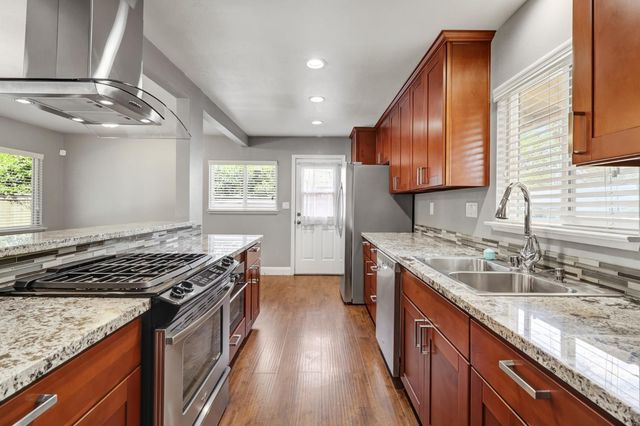 7362 Tilden Way, Sacramento, CA 95822