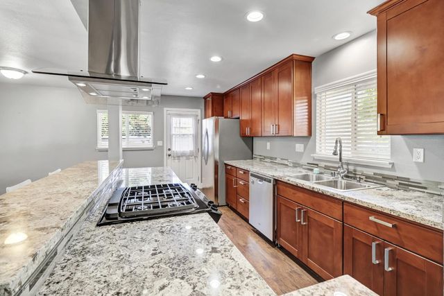 7362 Tilden Way, Sacramento, CA 95822