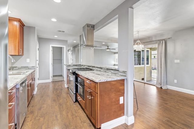 7362 Tilden Way, Sacramento, CA 95822