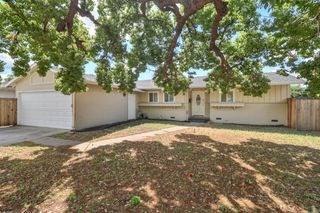 7362 Tilden Way, Sacramento, CA 95822