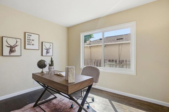 1753 Alameda de las Pulgas, San Carlos, CA 94070