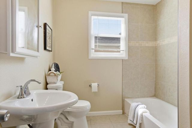 1753 Alameda de las Pulgas, San Carlos, CA 94070