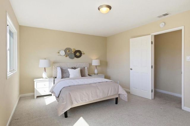 1753 Alameda de las Pulgas, San Carlos, CA 94070