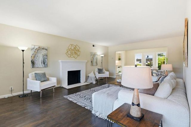 1753 Alameda de las Pulgas, San Carlos, CA 94070