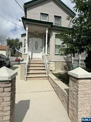 57 Grove Street, Hackensack, NJ 07601