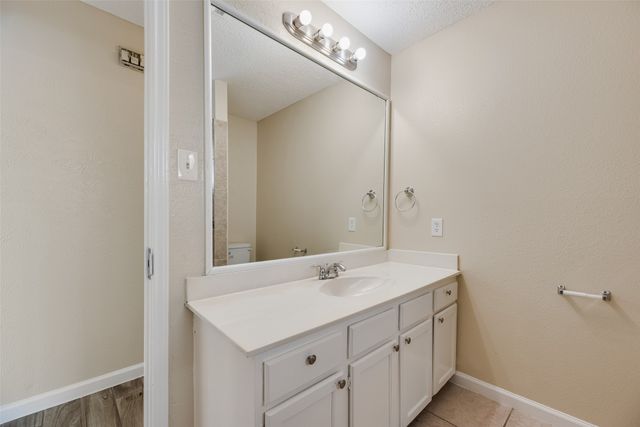 9640 Kerrville Street, Dallas, TX 75227