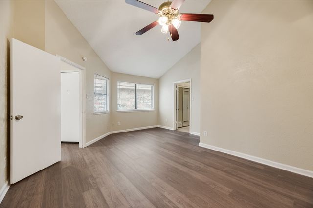 9640 Kerrville Street, Dallas, TX 75227