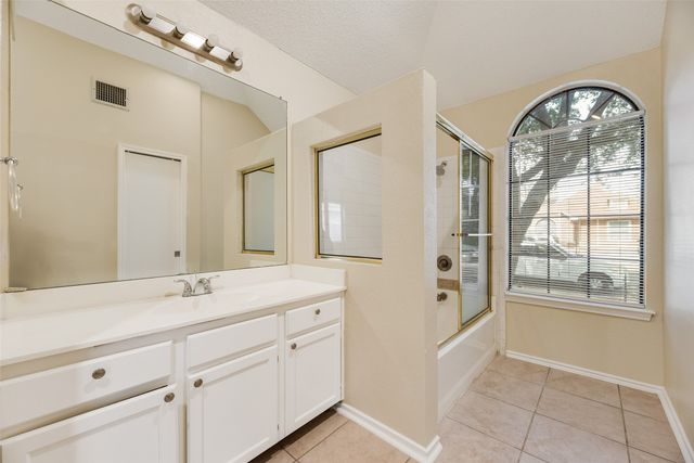 9640 Kerrville Street, Dallas, TX 75227