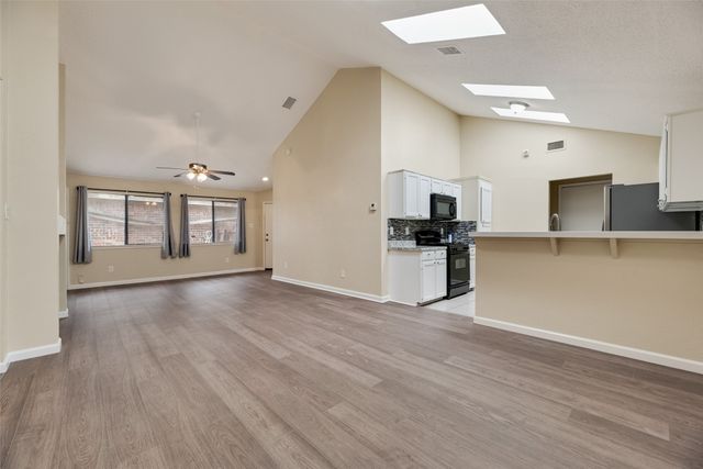 9640 Kerrville Street, Dallas, TX 75227