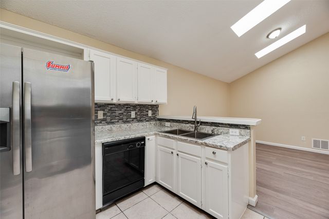 9640 Kerrville Street, Dallas, TX 75227