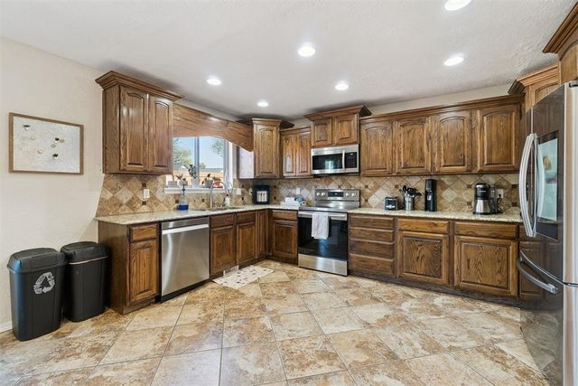 3806 Cedarbrook Court, Norman, OK 73072