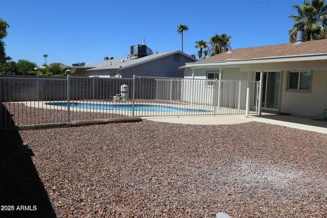 3737 E EUGIE Avenue, Phoenix, AZ 85032