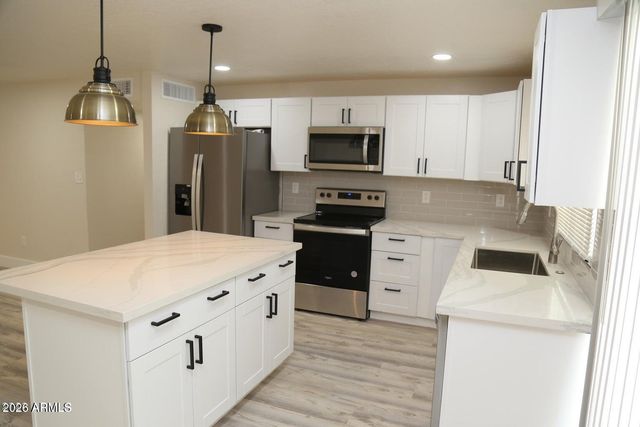 3737 E EUGIE Avenue, Phoenix, AZ 85032