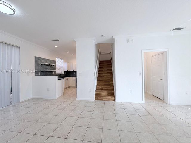 792 NW 170th Ter 792, Pembroke Pines, FL 33028