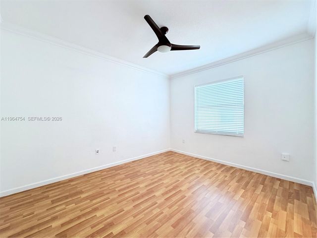 792 NW 170th Ter 792, Pembroke Pines, FL 33028