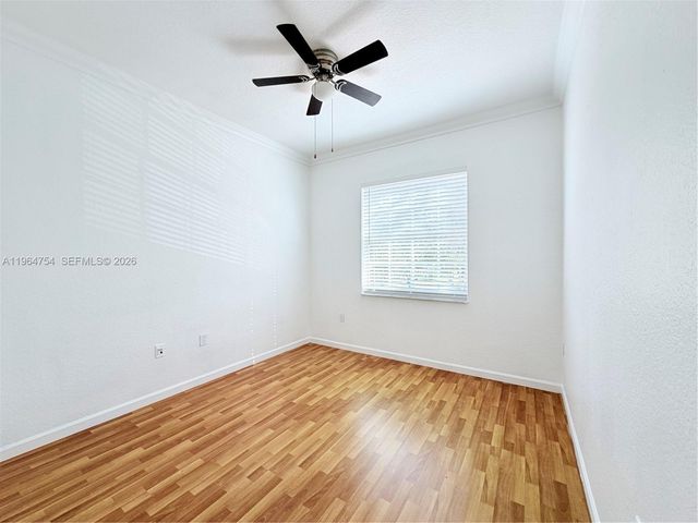 792 NW 170th Ter 792, Pembroke Pines, FL 33028