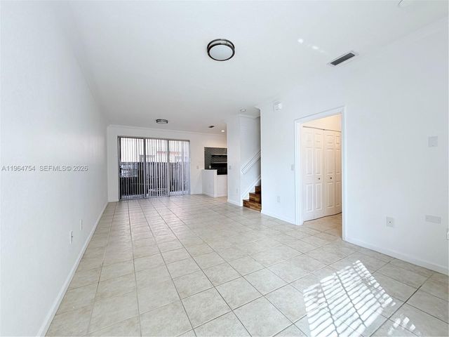 792 NW 170th Ter 792, Pembroke Pines, FL 33028