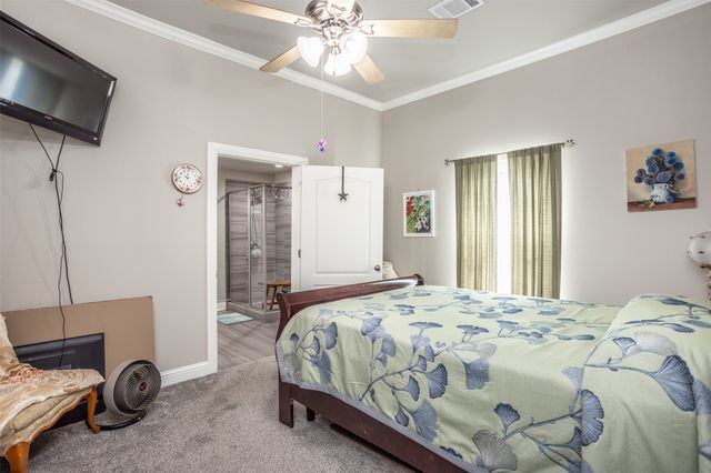 410 3rd Street, Whitesboro, TX 76273