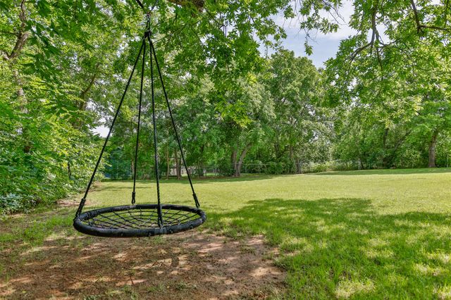 410 3rd Street, Whitesboro, TX 76273