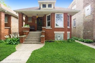 3255 N KILDARE Avenue, Chicago, IL 60641