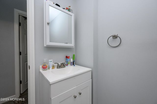 405 Main Street 2, Keansburg, NJ 07734