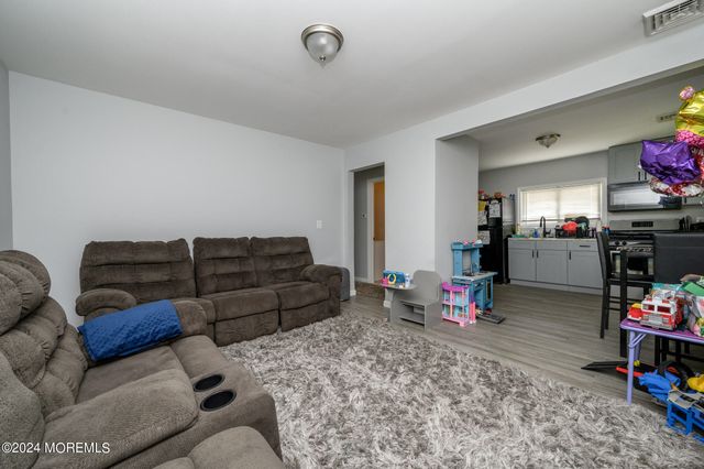 405 Main Street 2, Keansburg, NJ 07734