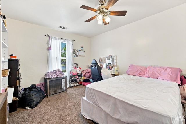 213 8th Street, Bakersfield, CA 93304