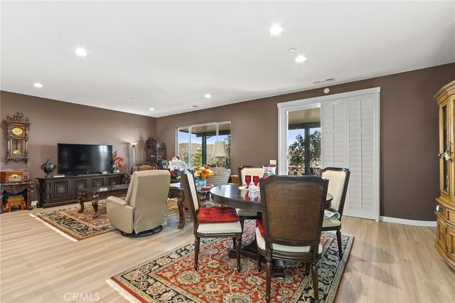553 Chalakat Court, San Jacinto, CA 92582
