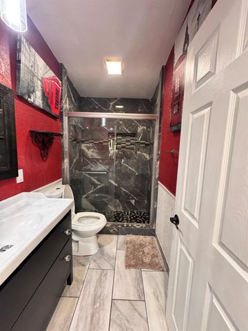 5607 Manmar Way, Sacramento, CA 95823
