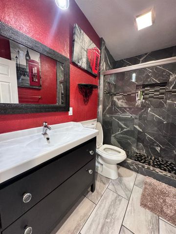 5607 Manmar Way, Sacramento, CA 95823