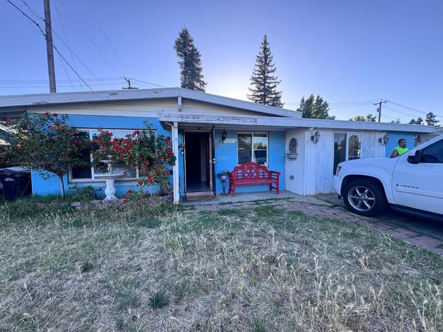 5607 Manmar Way, Sacramento, CA 95823