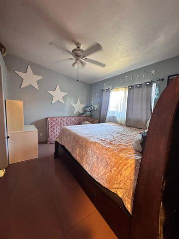 5607 Manmar Way, Sacramento, CA 95823
