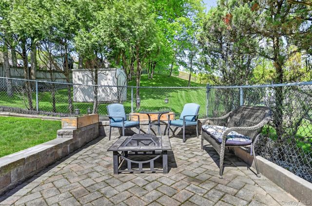 8 Cartwright Road, Stony Point, NY 10980
