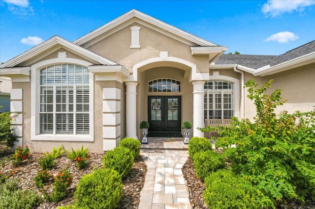 18918 SAINT LAURENT DRIVE, Lutz, FL 33558