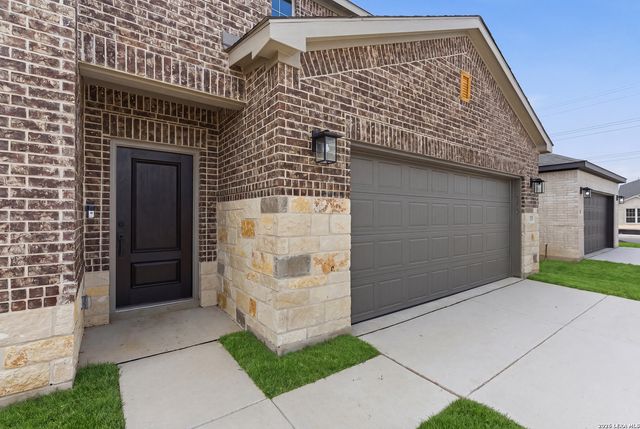 179 Thorny Grove, San Antonio, TX 78253